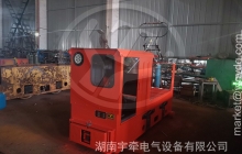 架線式湘潭電機車受電弓有哪些種類？