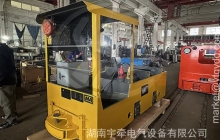 停放礦用電機車有什么要求？